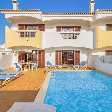 Sleeps 6 Pool Air Con Wifi *
