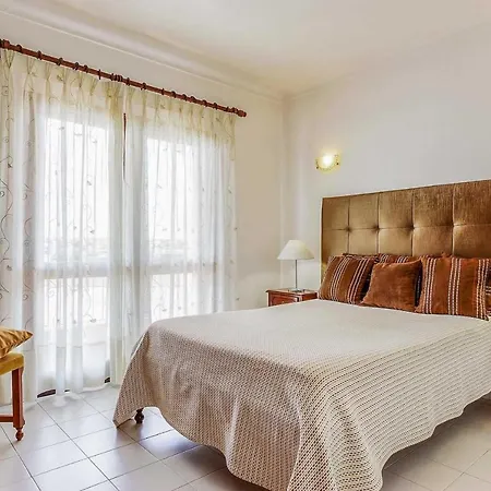 Sleeps 6 Pool Air Con Wifi Villa