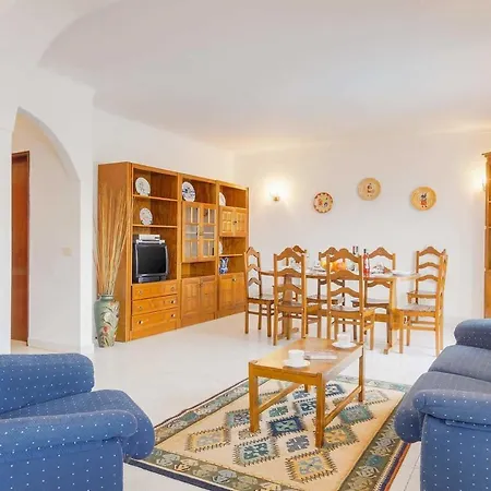 Sleeps 6 Pool Air Con Wifi * Gale de Cima